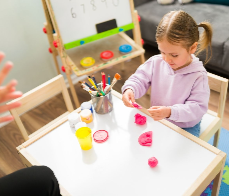 Kosova çocuk terapisi